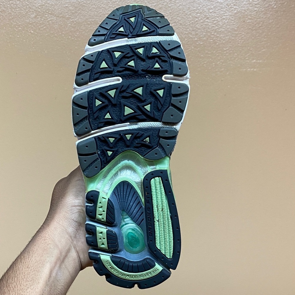 Vintage Brooks Ariel 11 Women’s Running Sneakers “Gray Mint Green White” Sz 6.5 - Picture 14 of 17